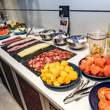 Zenit Ξενοδοχείο