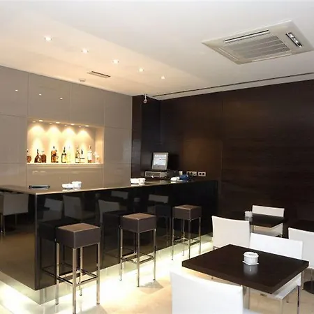 Zenit Ξενοδοχείο 4*