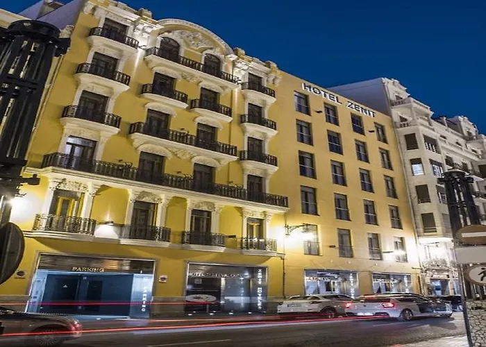 Zenit Szálloda